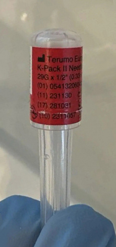 Тонкостенные косметологические иглы для мезотерапии Terumo K-Pack II 29G KN-2913RBKT красные